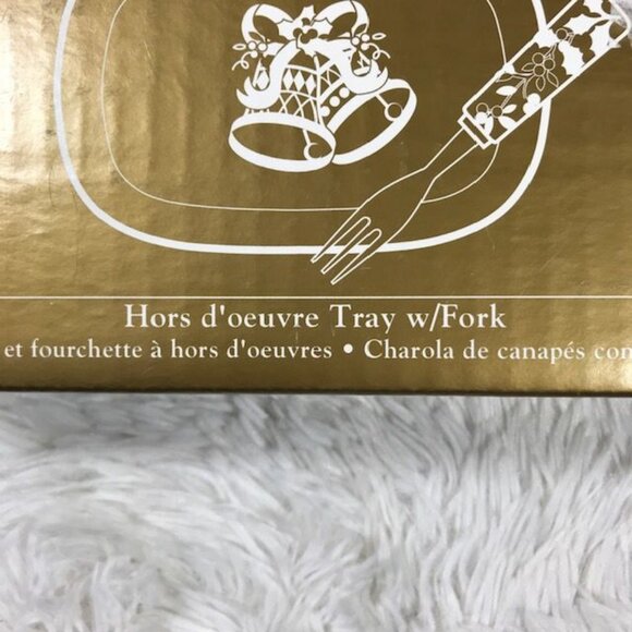 NWOT Vintage Pfaltzgraff Winterberry Christmas 2000 Hors d'oeuvre Tray with Fork - Picture 10 of 13